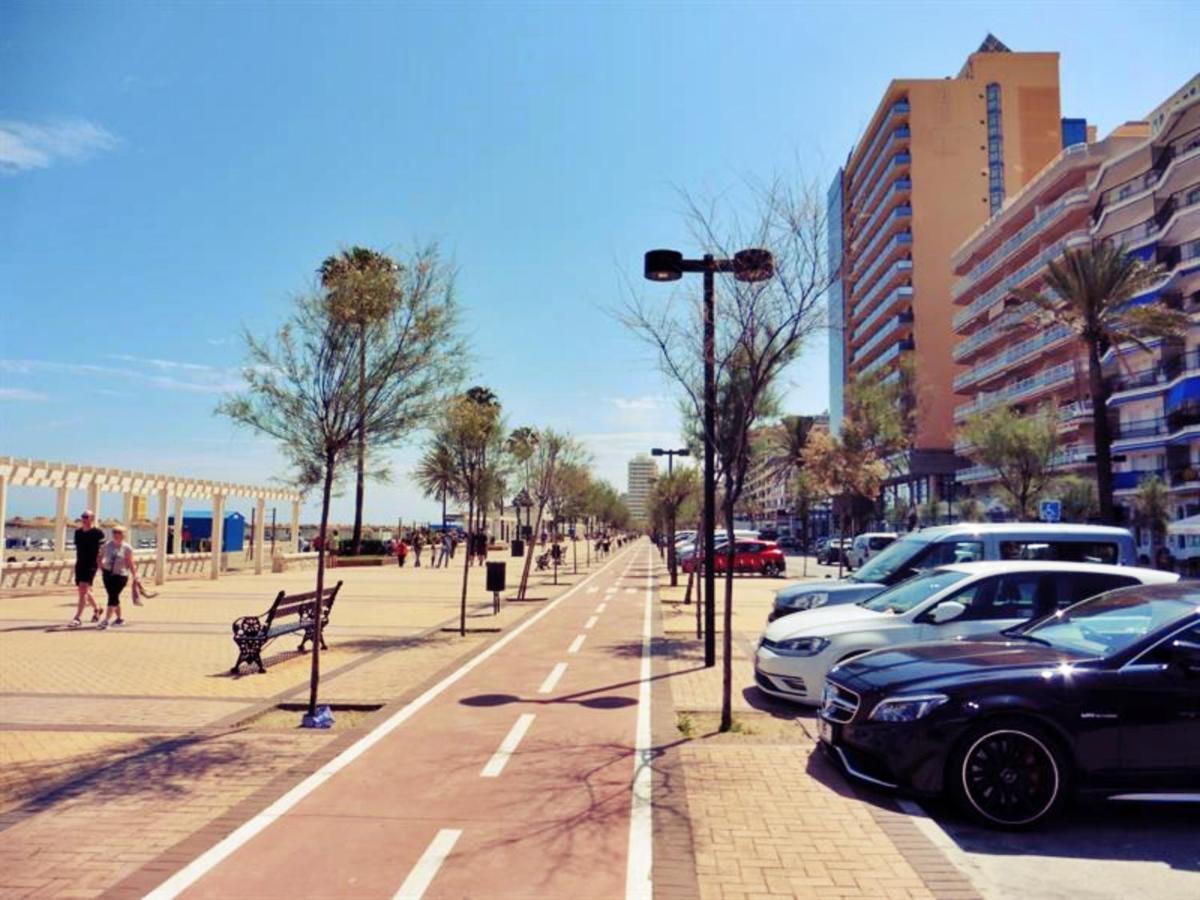 Poeta 2 Bedroom Apartment Fuengirola Bagian luar foto